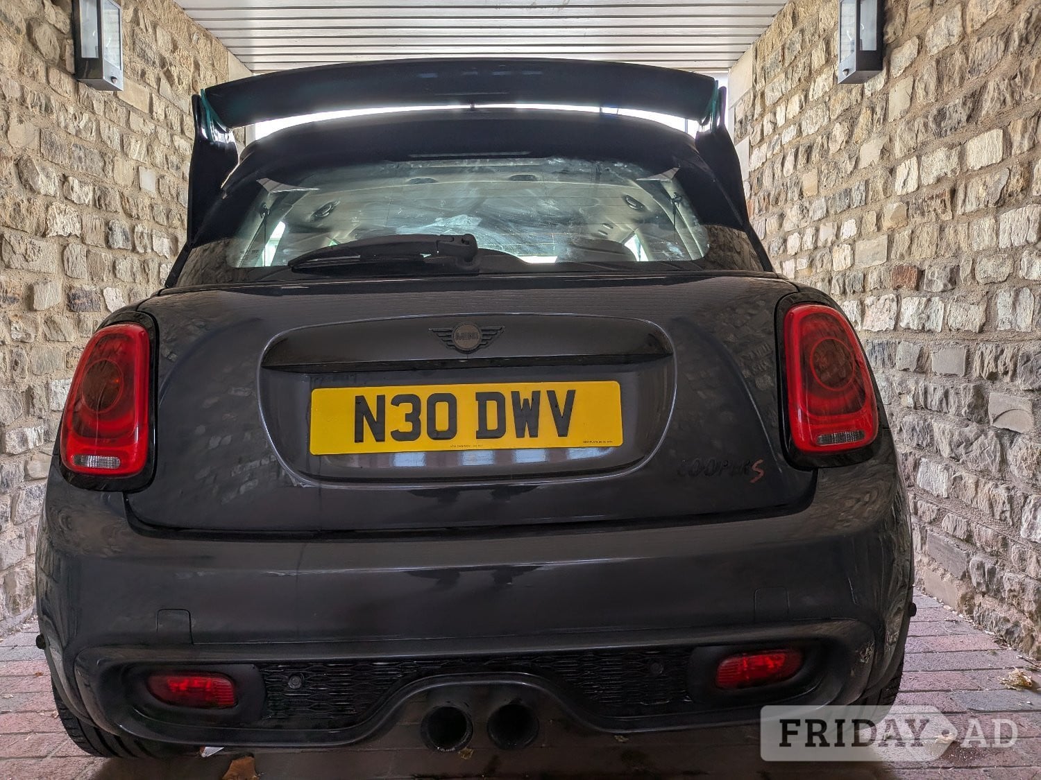 MINI Hatch Cooper S (2015) - Cars in Tunbridge Wells