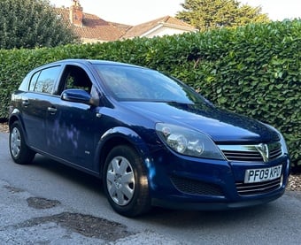 Vauxhall astra life