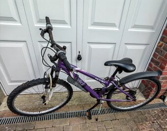 27 inch adult bike USED