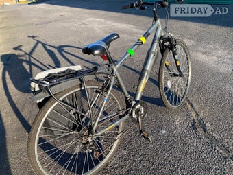 Halfords Bicycle:  APOLLO GURU 2018 18 Hybrid 