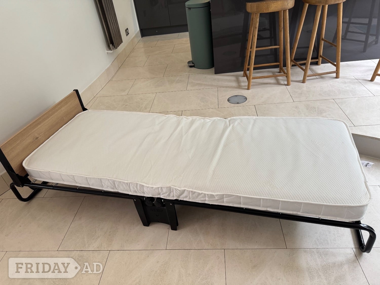 Hove Jay-Be single folding bed in excellent condition 