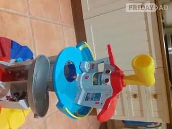 paw patrol look out tower with collection cars etc 