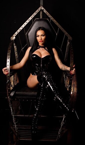 Have some Dominatrix fun!