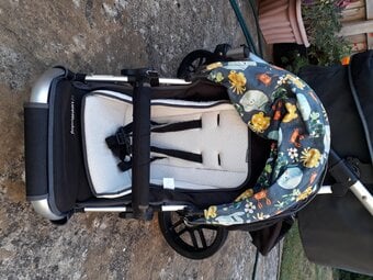Uppababy Vista pram 