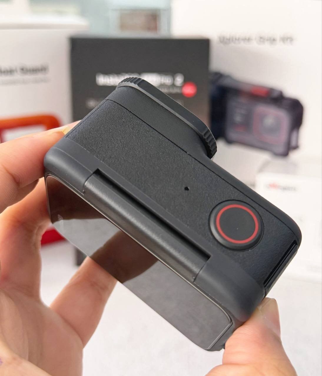 Insta360 Ace Pro 2 Xplorer Bundle