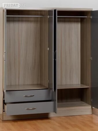 Nevada 3 door 2 drawer mirrored wardrobe 