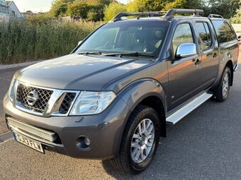 2013 Nissan Navara Outlaw - Automatic - Sunroof - 2 Keys