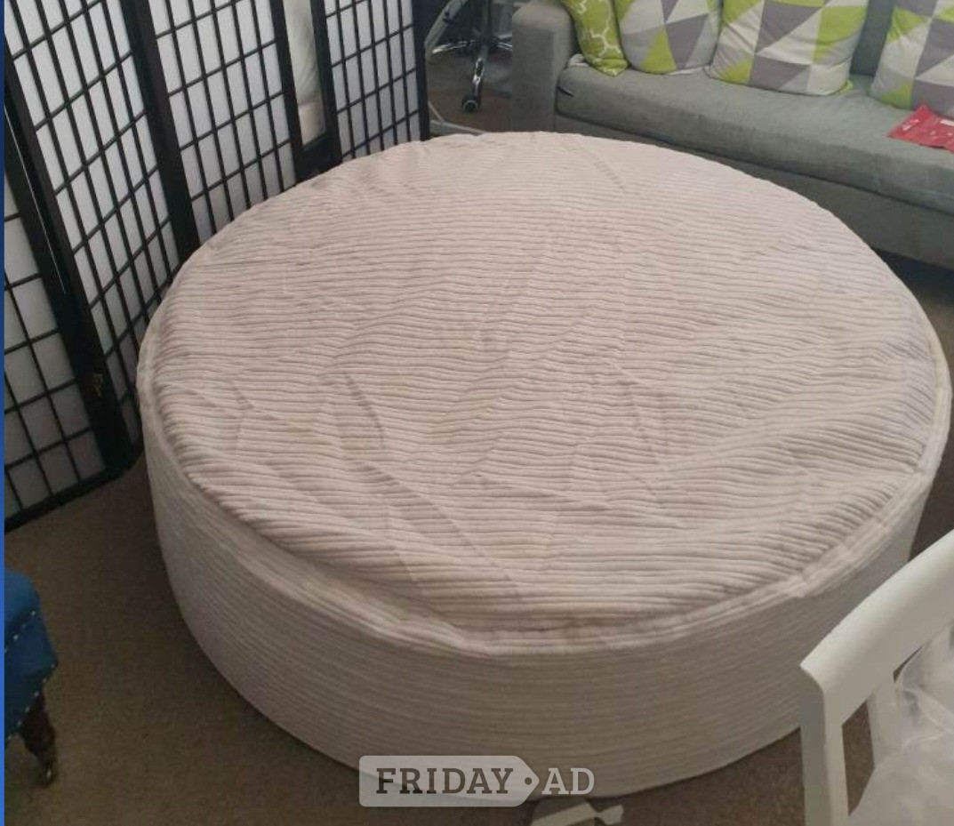 XXL (huge) Mammoth Bean Bag (MUST GO) in Hove