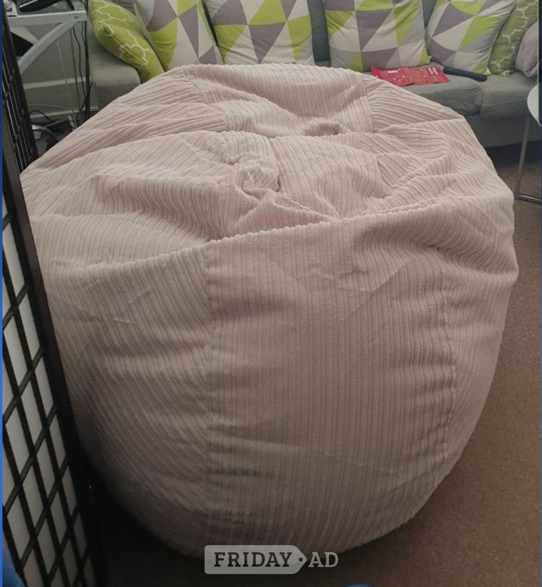 XXL (huge) Mammoth Bean Bag (MUST GO) - Furniture in Hove