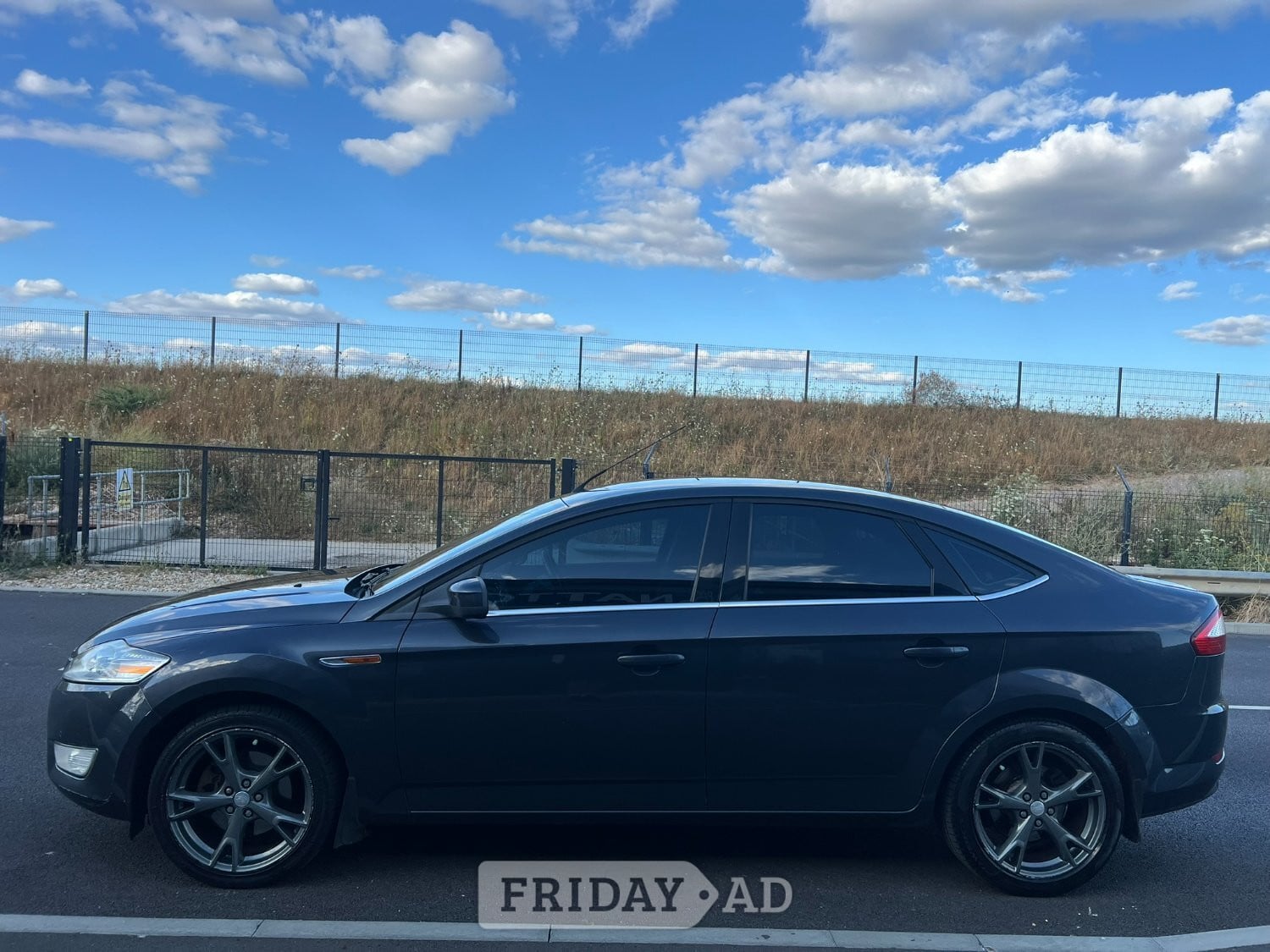 [ berth ]Ford Mondeo Titanium X