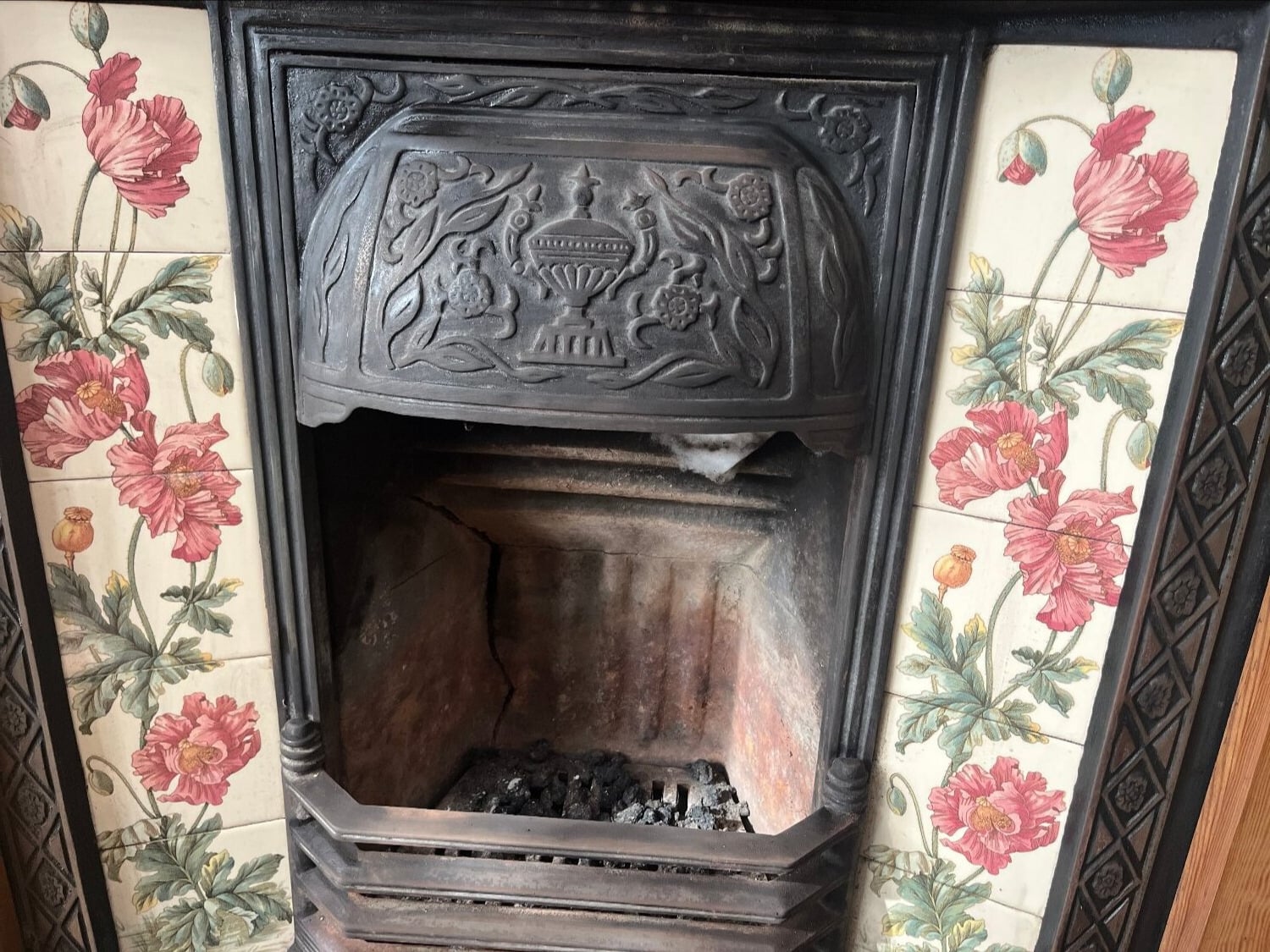 Brighton CAST IRON FIRE PLACE WITH PINE SURROUND