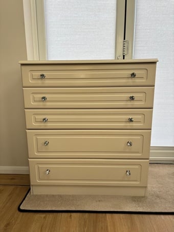 Chest of Drawers 