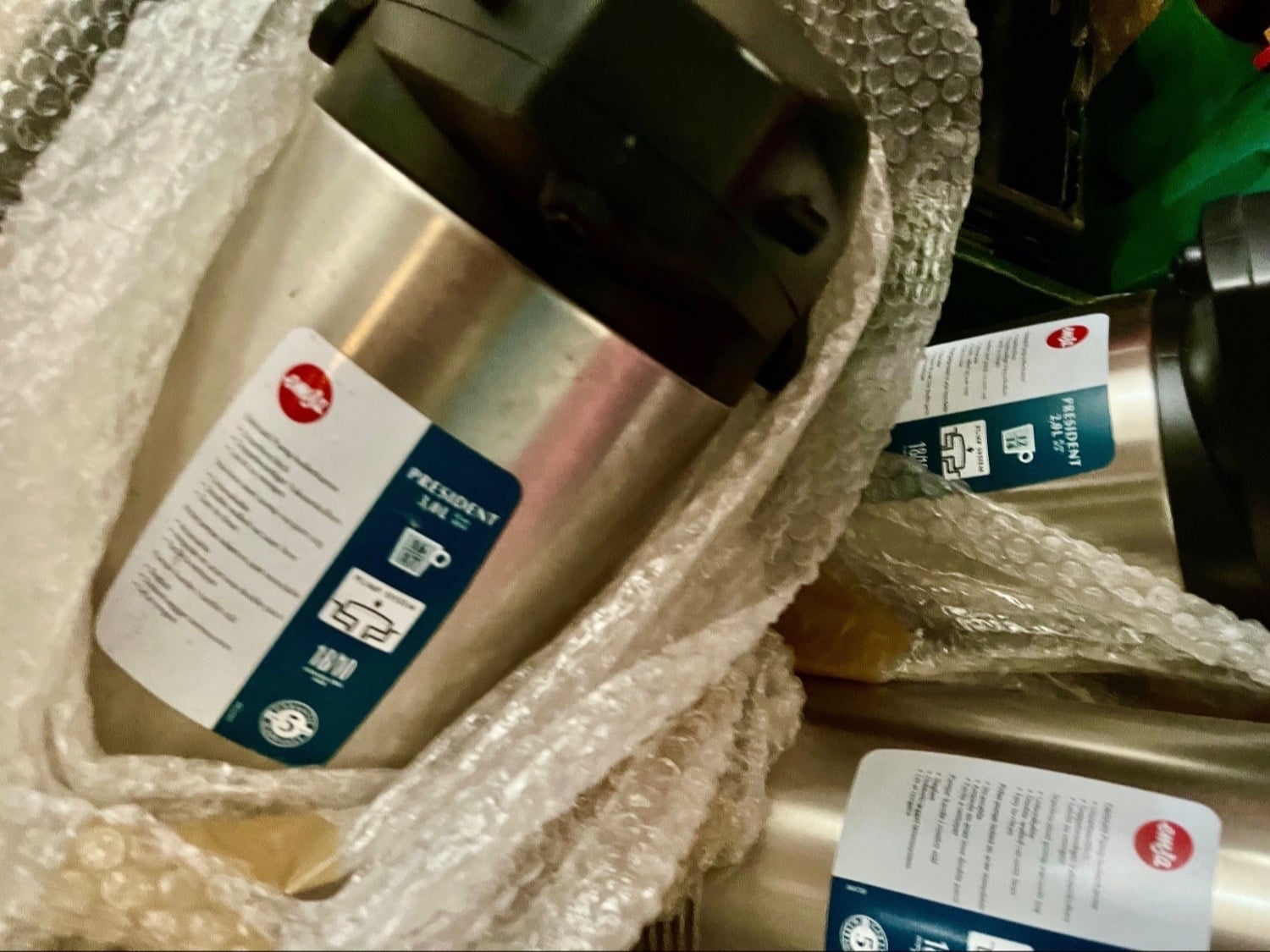 S/ Steel Airpots Vacuum 3 & 2 litre(3 ) Hot or Cold Beverages