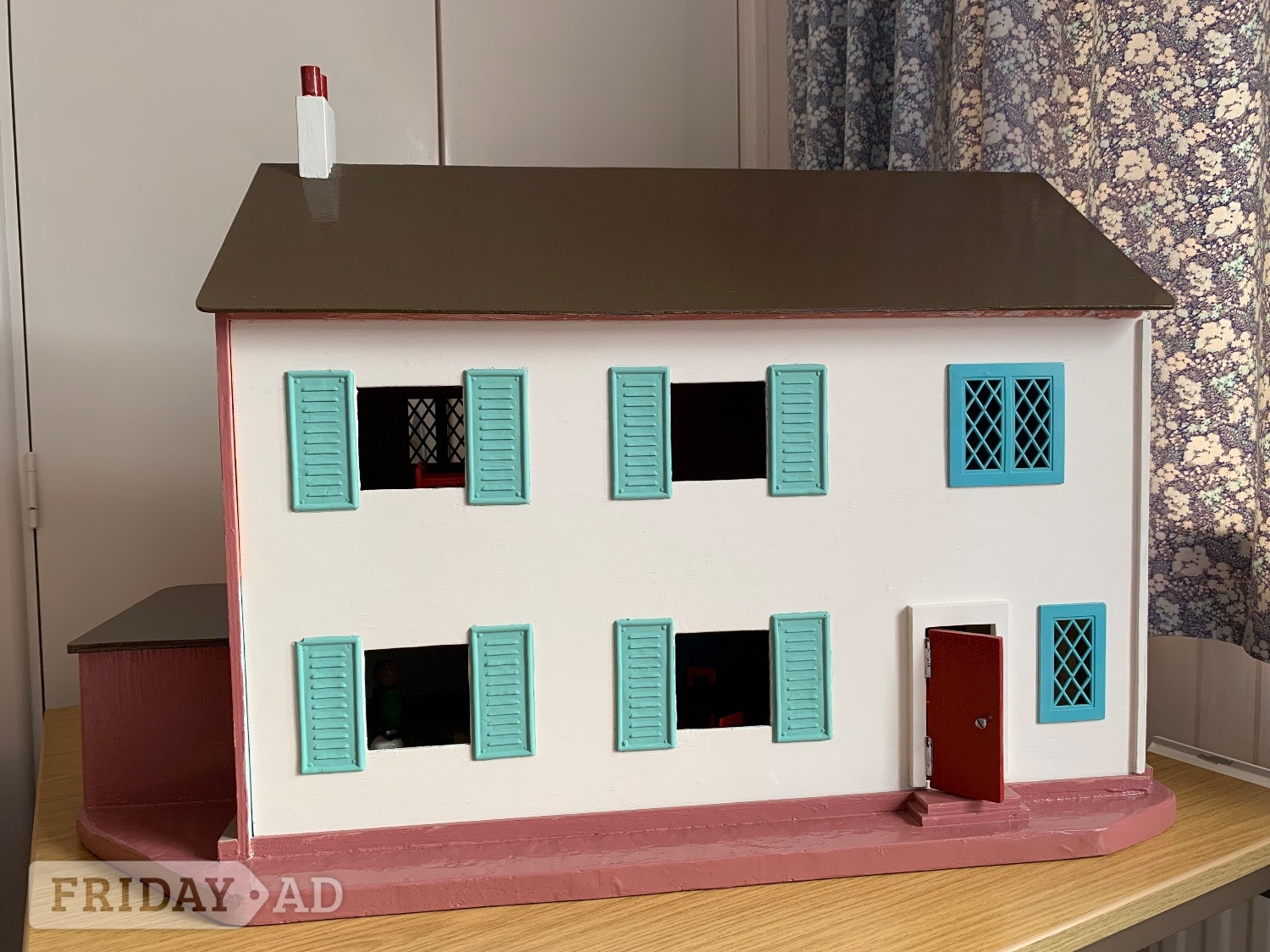 Dolls House, wooden construction with furniture, fully carpeted  - Baby & Kids