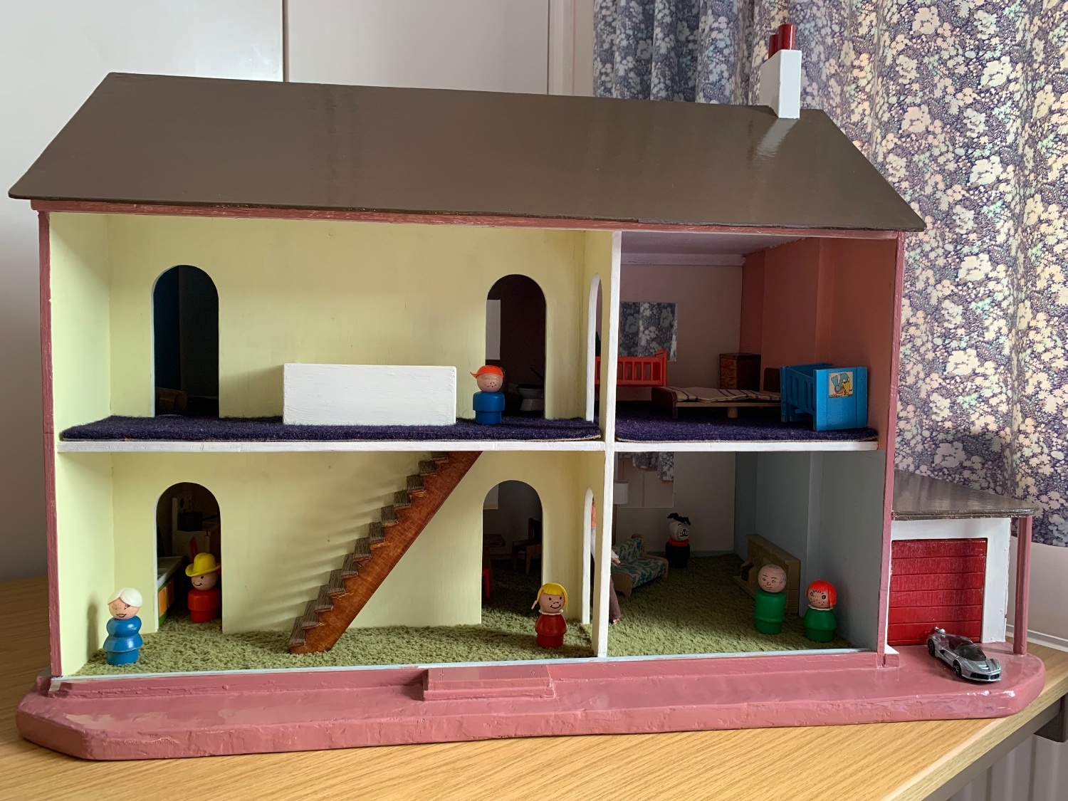 Dolls House, wooden construction with furniture, fully carpeted  - Baby & Kids in Basingstoke
