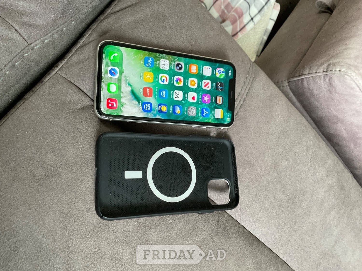 iPhone 11 unlocked  in Hastings