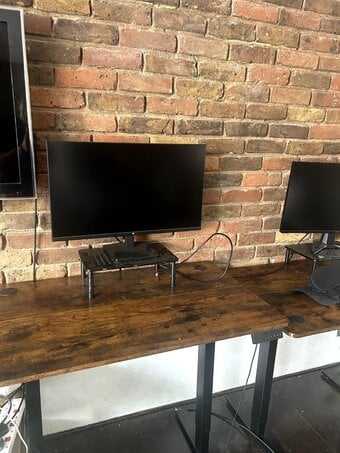 Office clearout: 6 standing desks, 6 monitors, 2 whiteboards