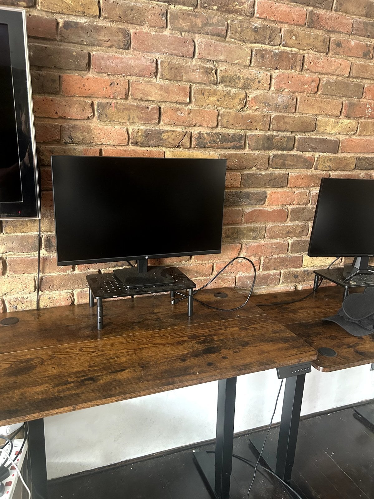 Office clearout: 6 standing desks, 6 monitors, 2 whiteboards in Kensington