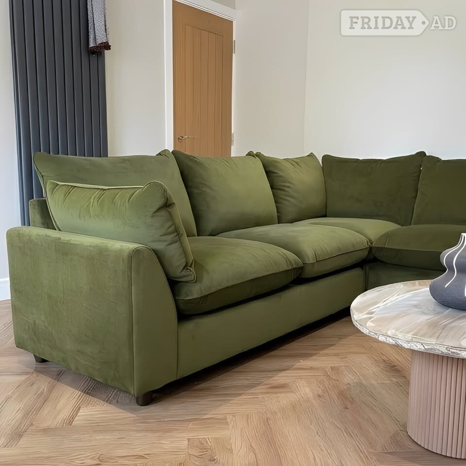  Stunning Olive Green Velvet L-Shaped Corner Sofa (Comfortable, P - Furniture in Birmingham
