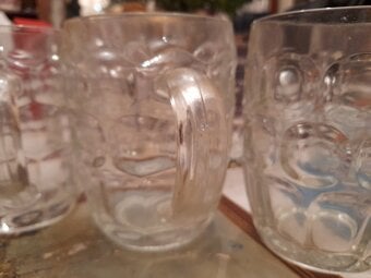 6 one pint glasses 