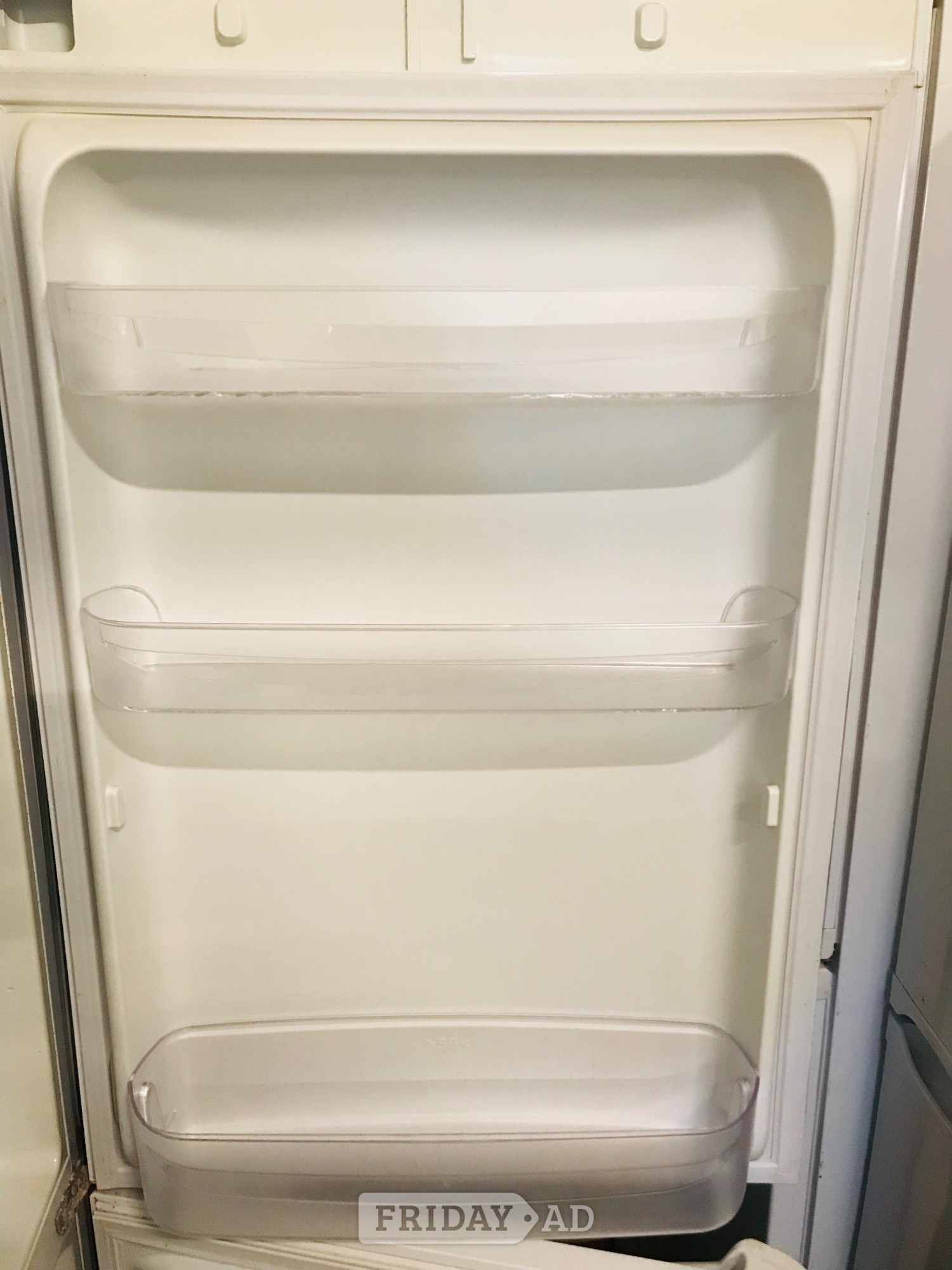 Banbury Indesit frost free fridge freezer 