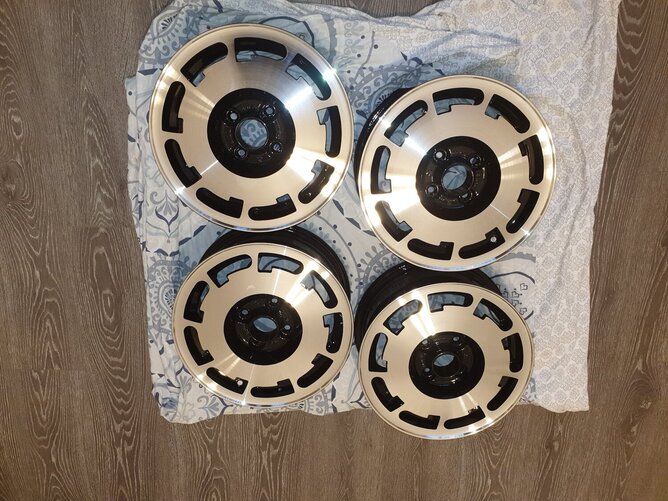 Mk1 vw golf GTI Pirelli P Slot 14inch 4 Stud Alloy wheels fully refurbished  - Parts & Accessories