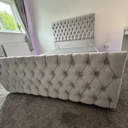 Rotherham 4 FOOT - ROMNEY DIVAN with 4 drawers floor standing headboard