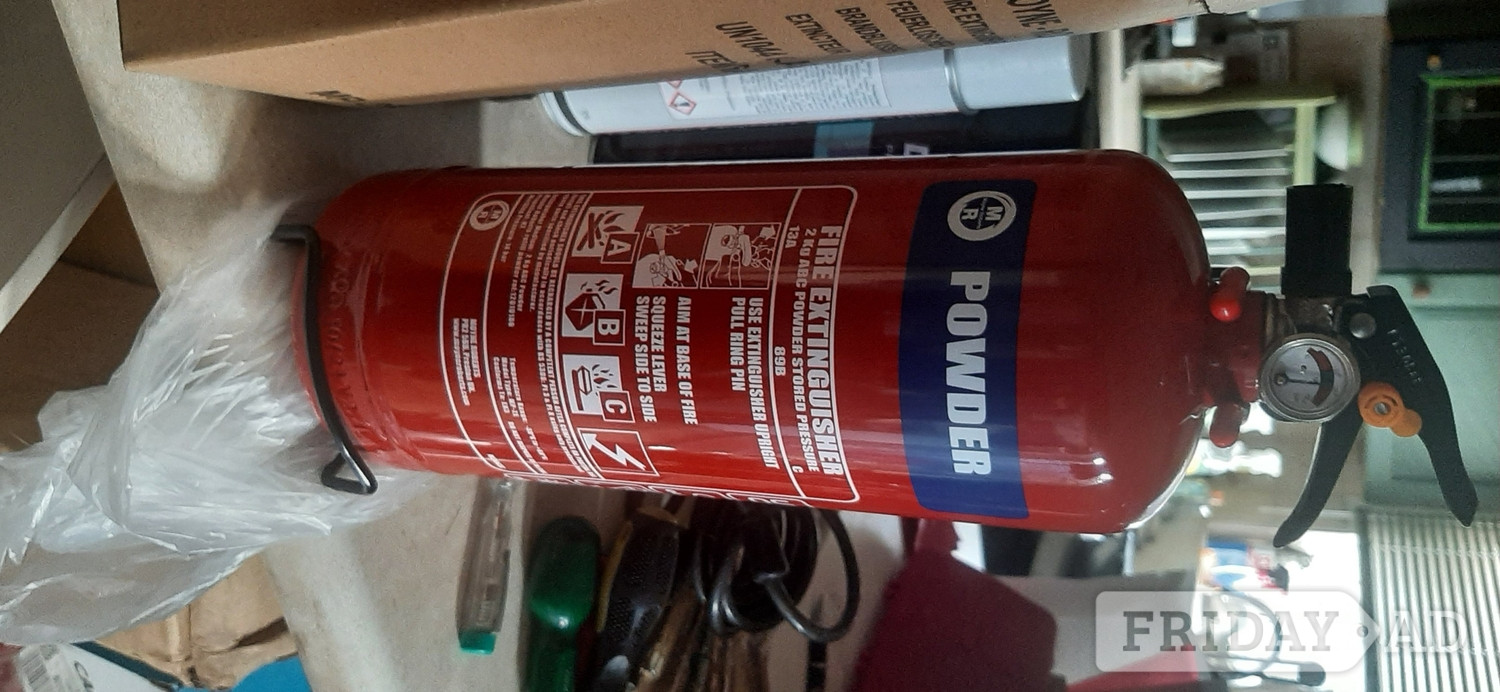 FIRE EXTINGUISHERS X6  NEW  POWDER - DIY