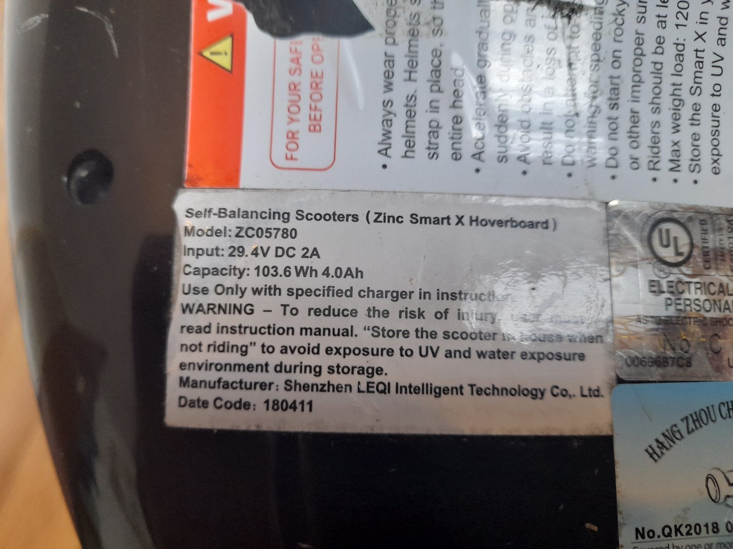 Zinc smart hoverboard-spares or repairs  - Hobbies & Leisure in Bristol
