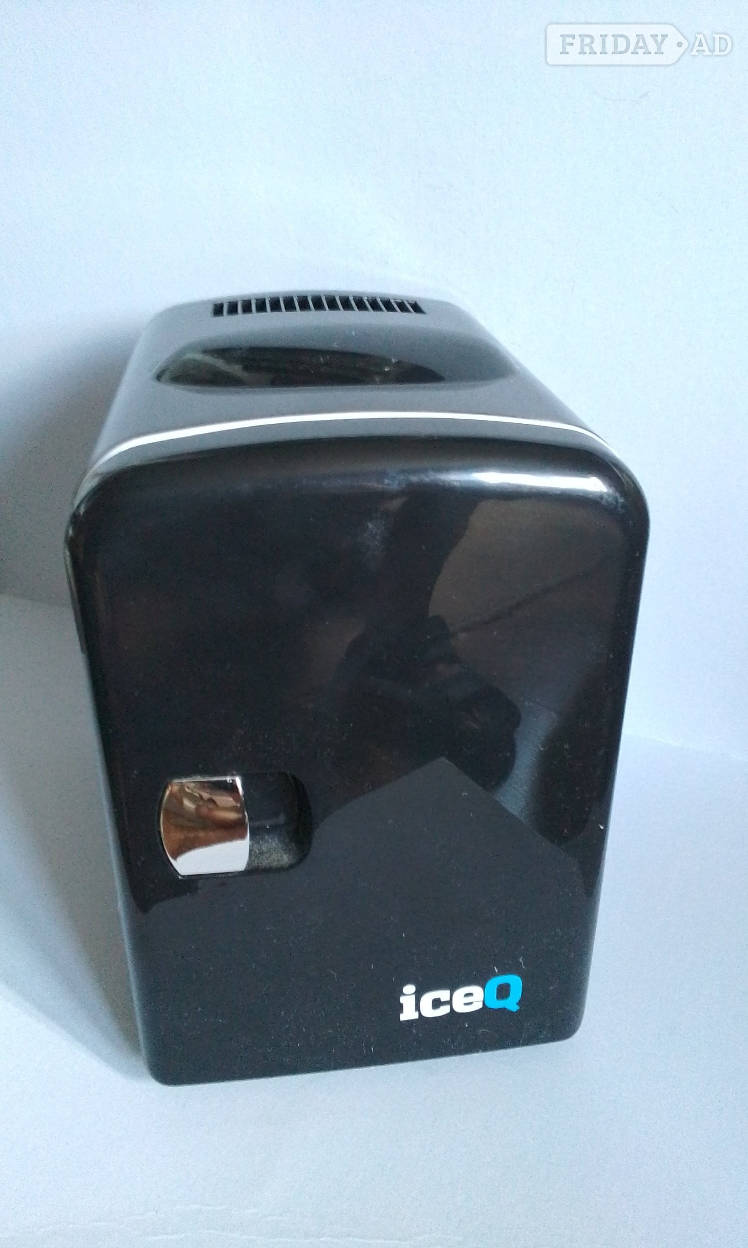 iceQ 4l mini fridge in Peterborough