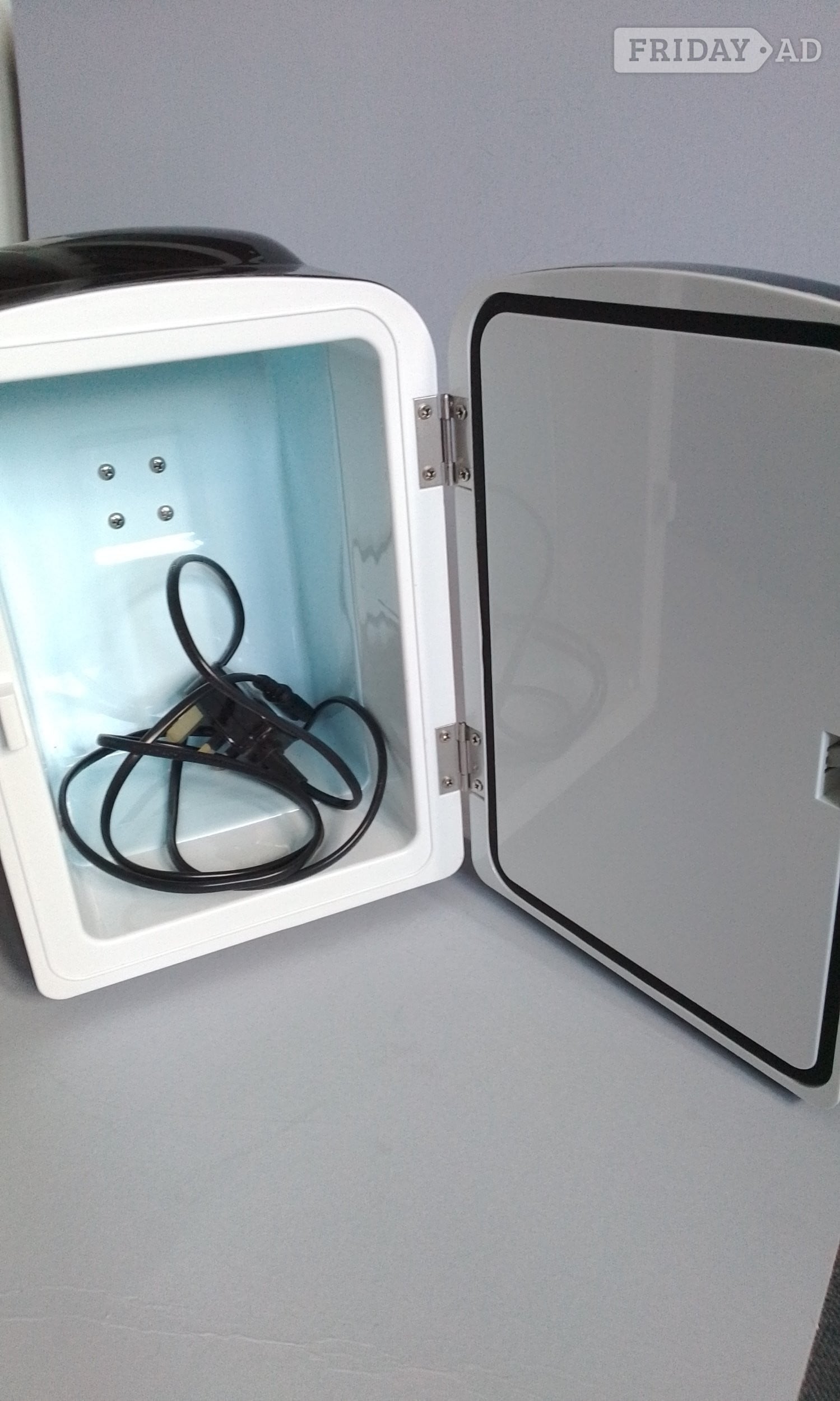 iceQ 4l mini fridge