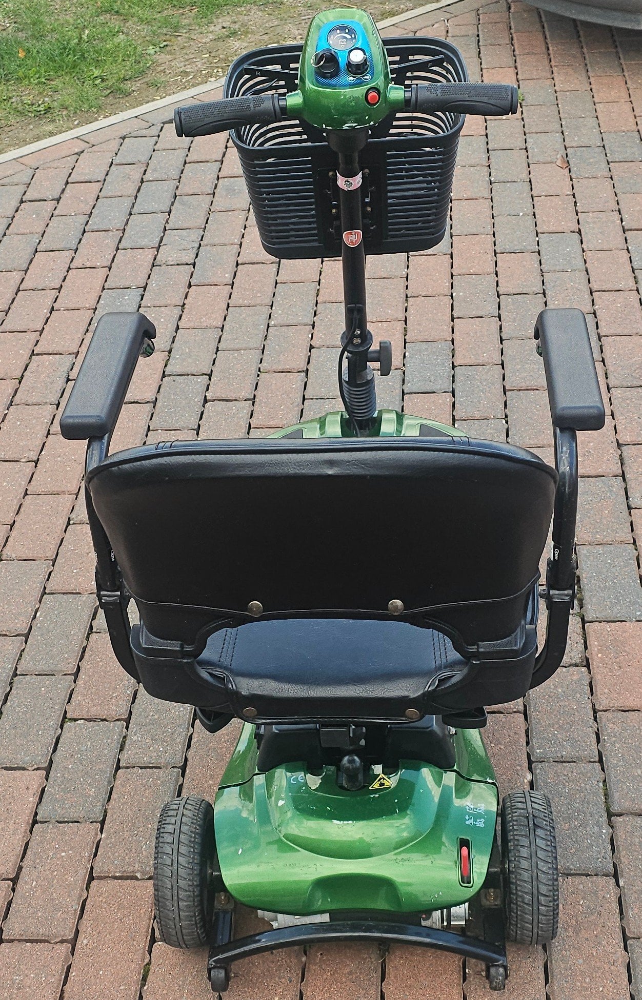 4mph pavement mobility scooter new batteries fitted - Mobility in Wallingford