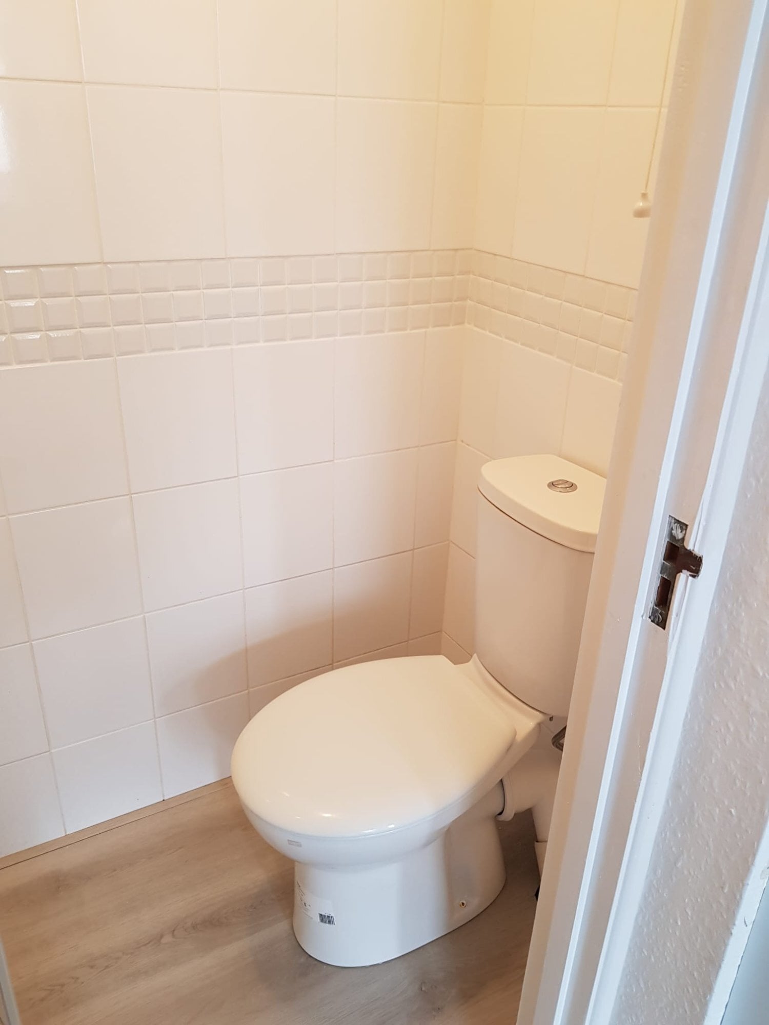 Newly Refurbished 1-Bedroom Flat – 5 Minutes from Seafront - Flats & Apartments in Eastbourne