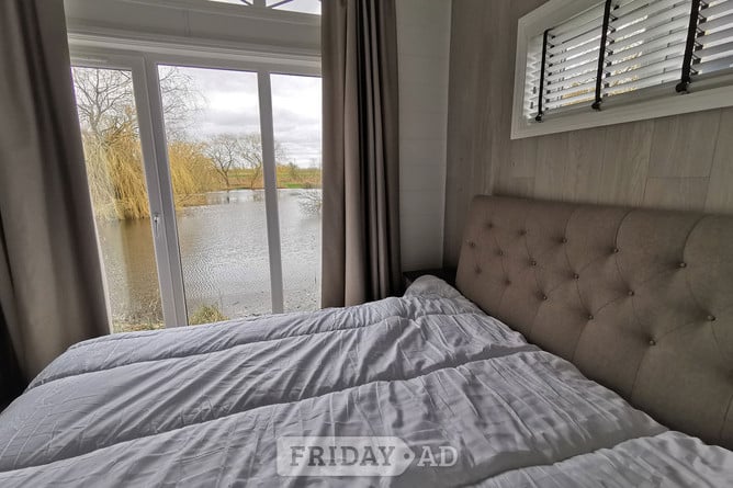 Luxury Holiday Lodge with stunning lake side views.