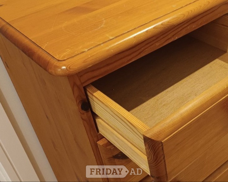 Solid pine chest of drawers