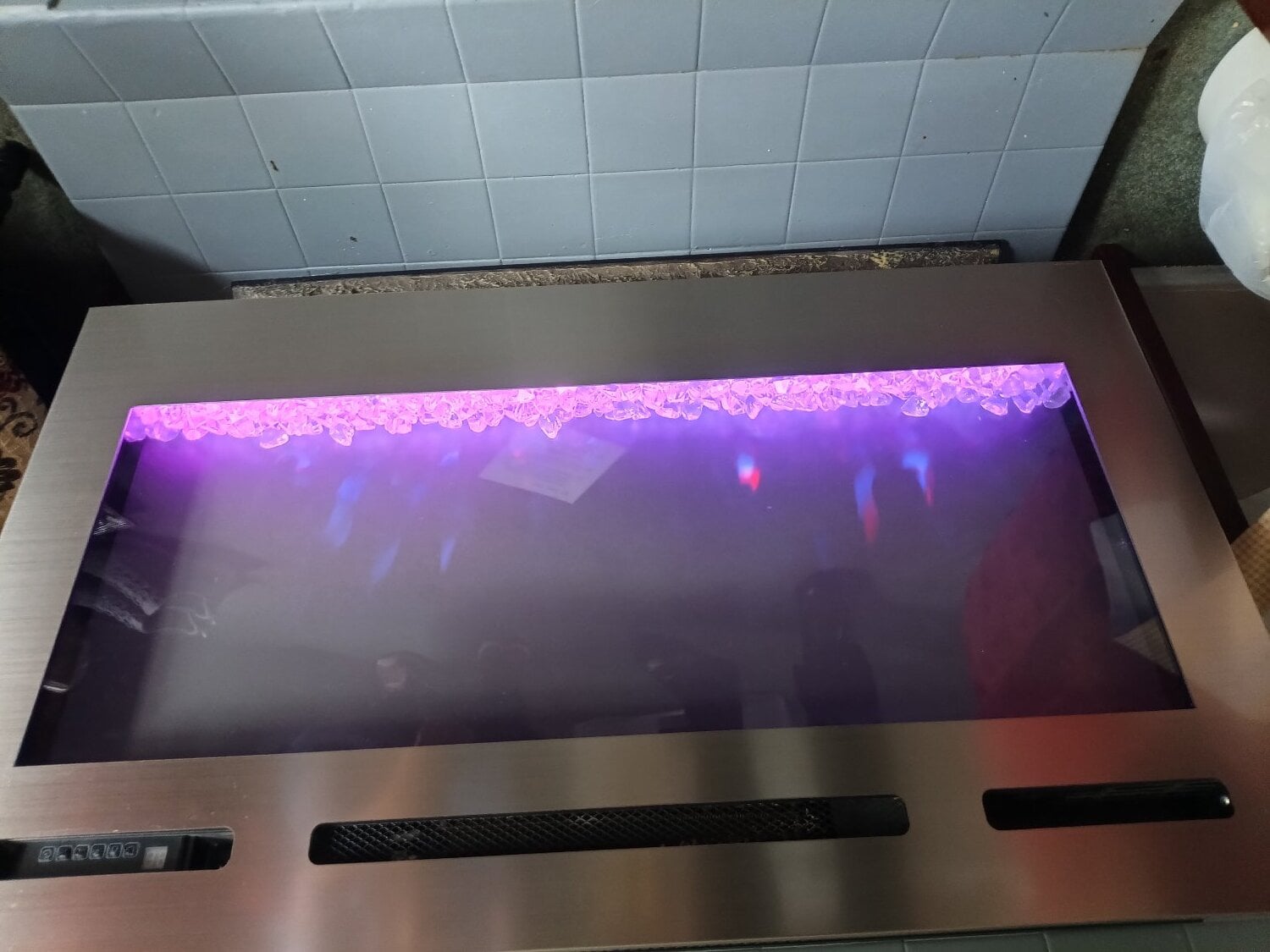 MUST BE SOLD HOUSE MOVE> LINEAR ELECTRIC FIRE>