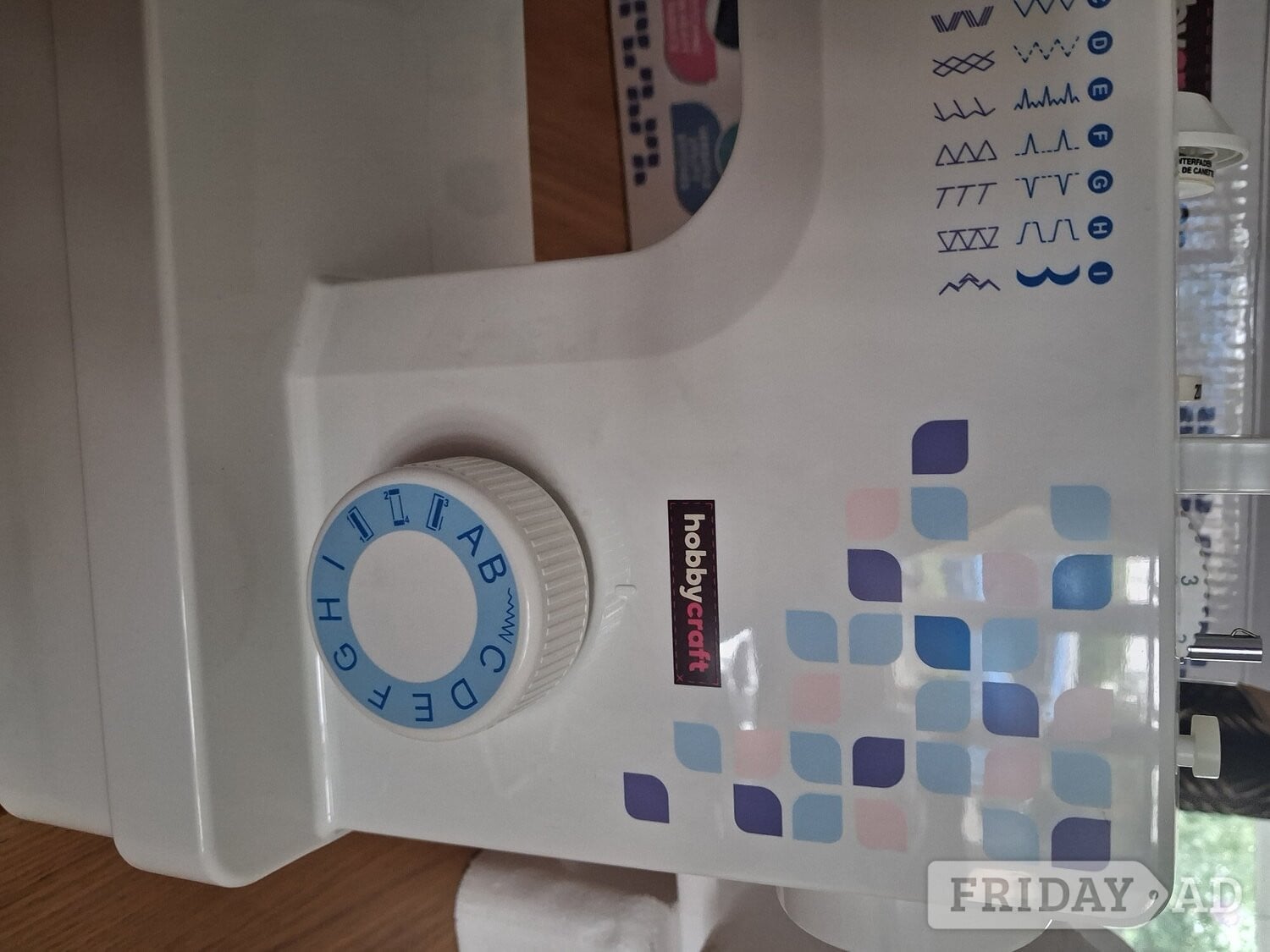 Hobbycraft S19 sewing machine