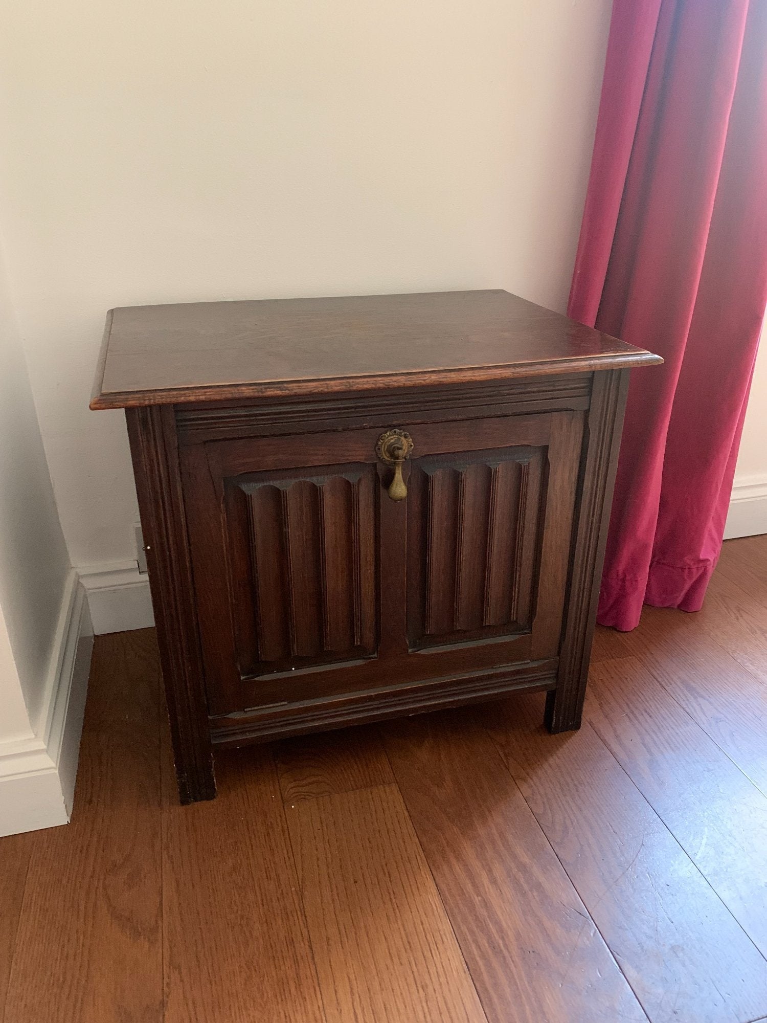 Small Vintage storage / magazine unit in dark wood in Hastings