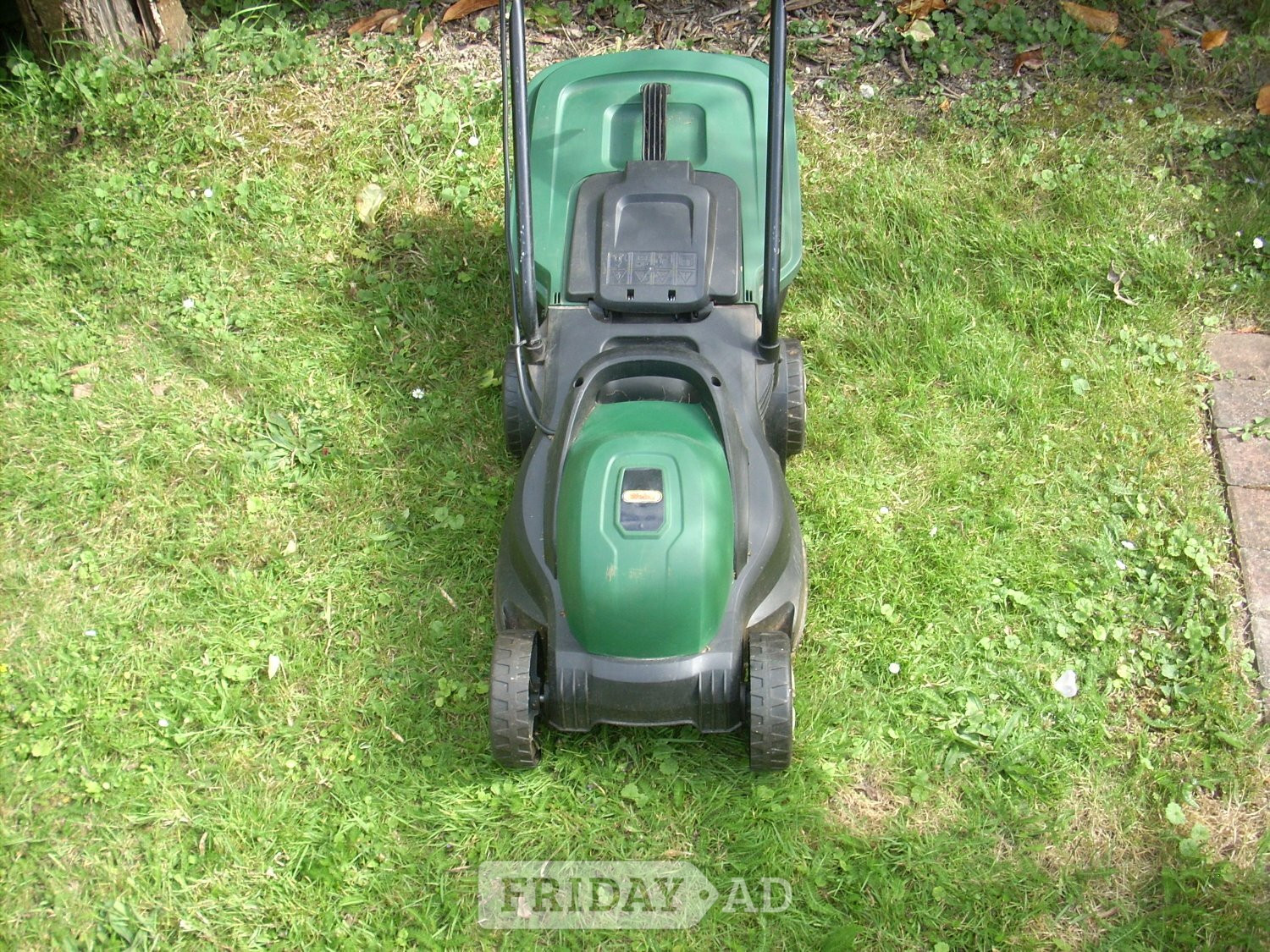 WEBB 32cm (13 inch) Corded mains electric rotary lawnmower 