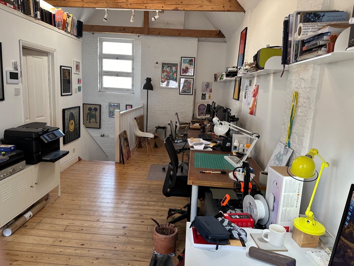 Stunning Top Floor office in Historic North Laines Bldg 6/7 Peopl - Commercial Properties