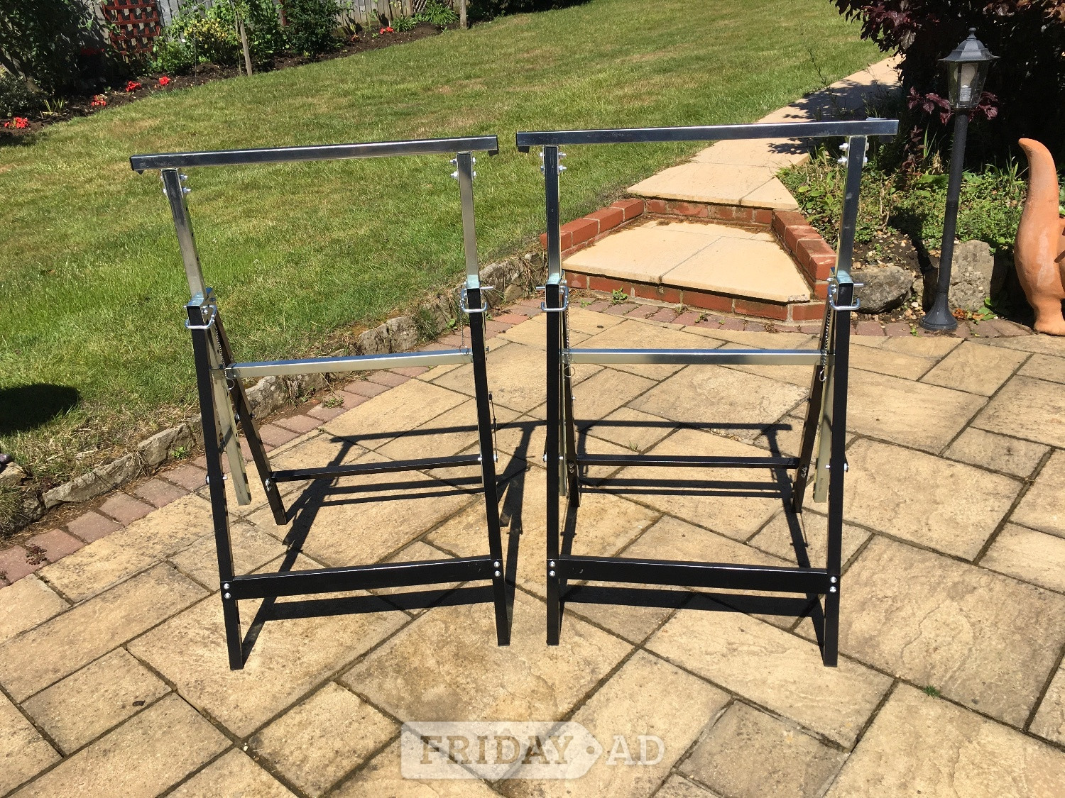 SET OF 2 ADJUSTABLE TELESCOPIC BUILDERS TRESTLES, HEAVY DUTY. in Sandown