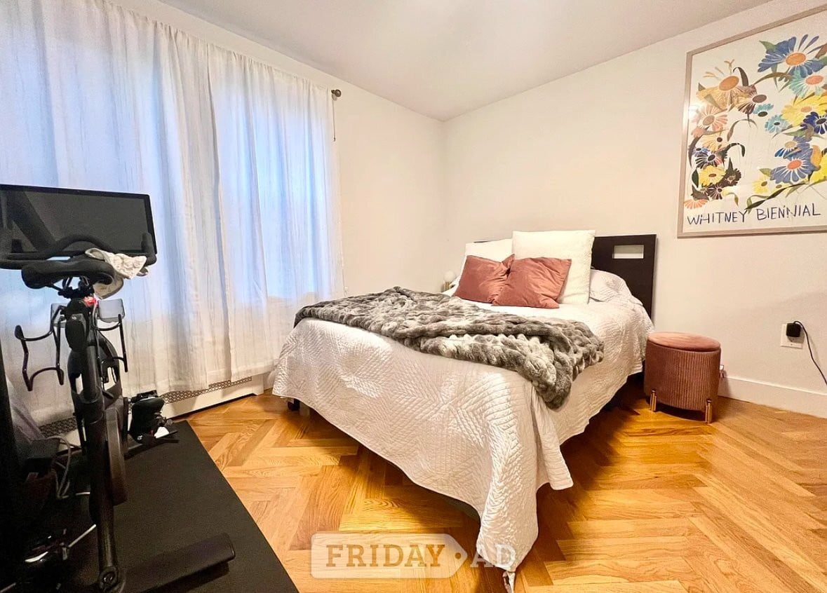 Studio flat in Hove