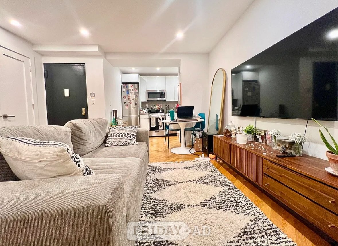 Studio flat in Hove - Flats & Apartments