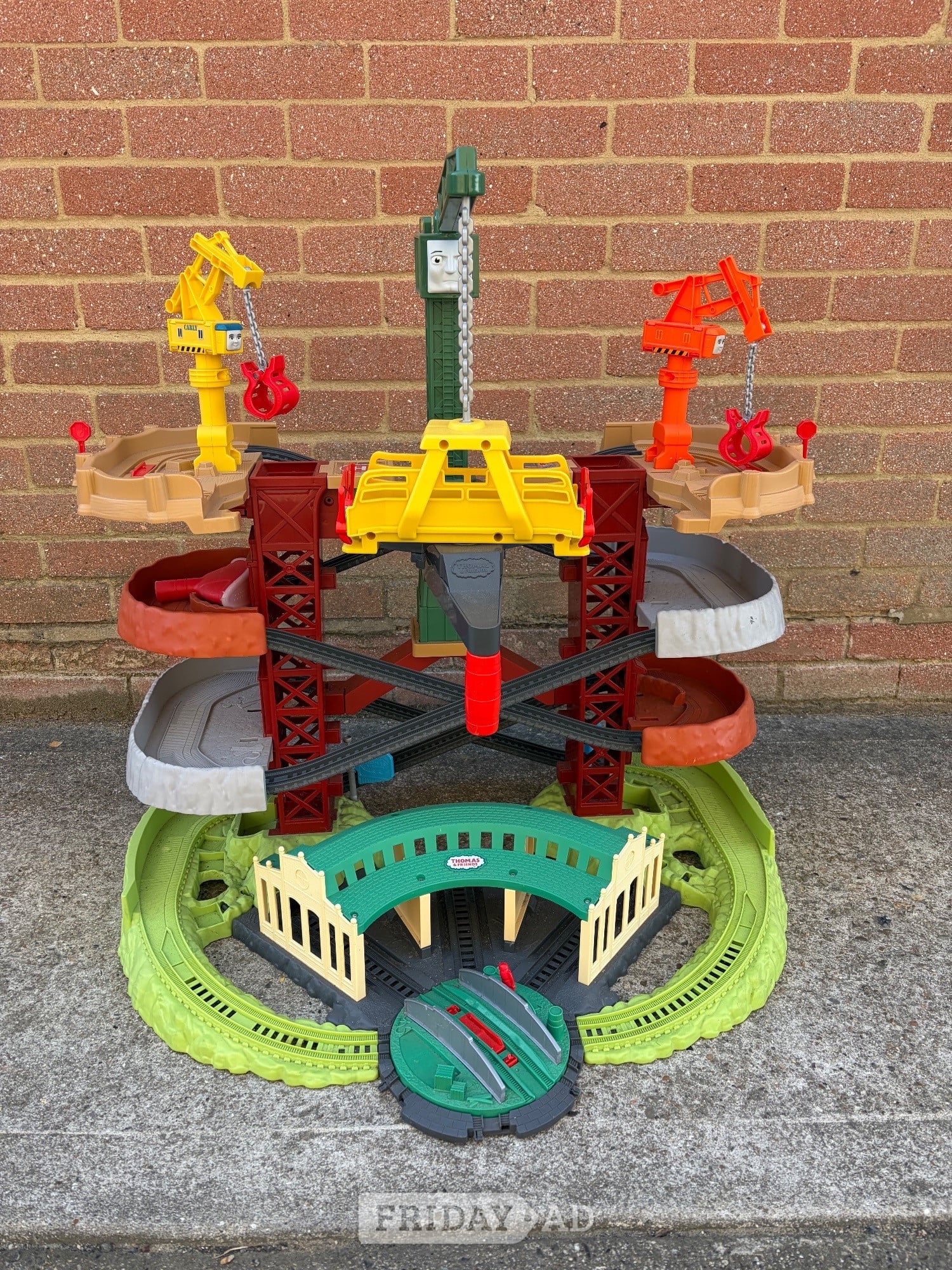 Thomas & Friends Track Set Trains & Cranes Super Tower in Crawley
