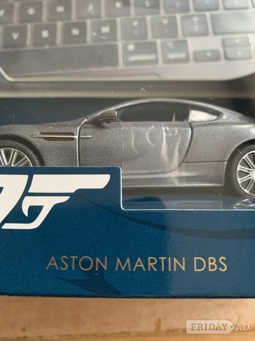 Corgi07 Aston Martin DBS in Reigate