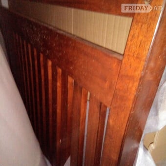 Brand new 6ft queen beautiful solid wood feather & black bedstead