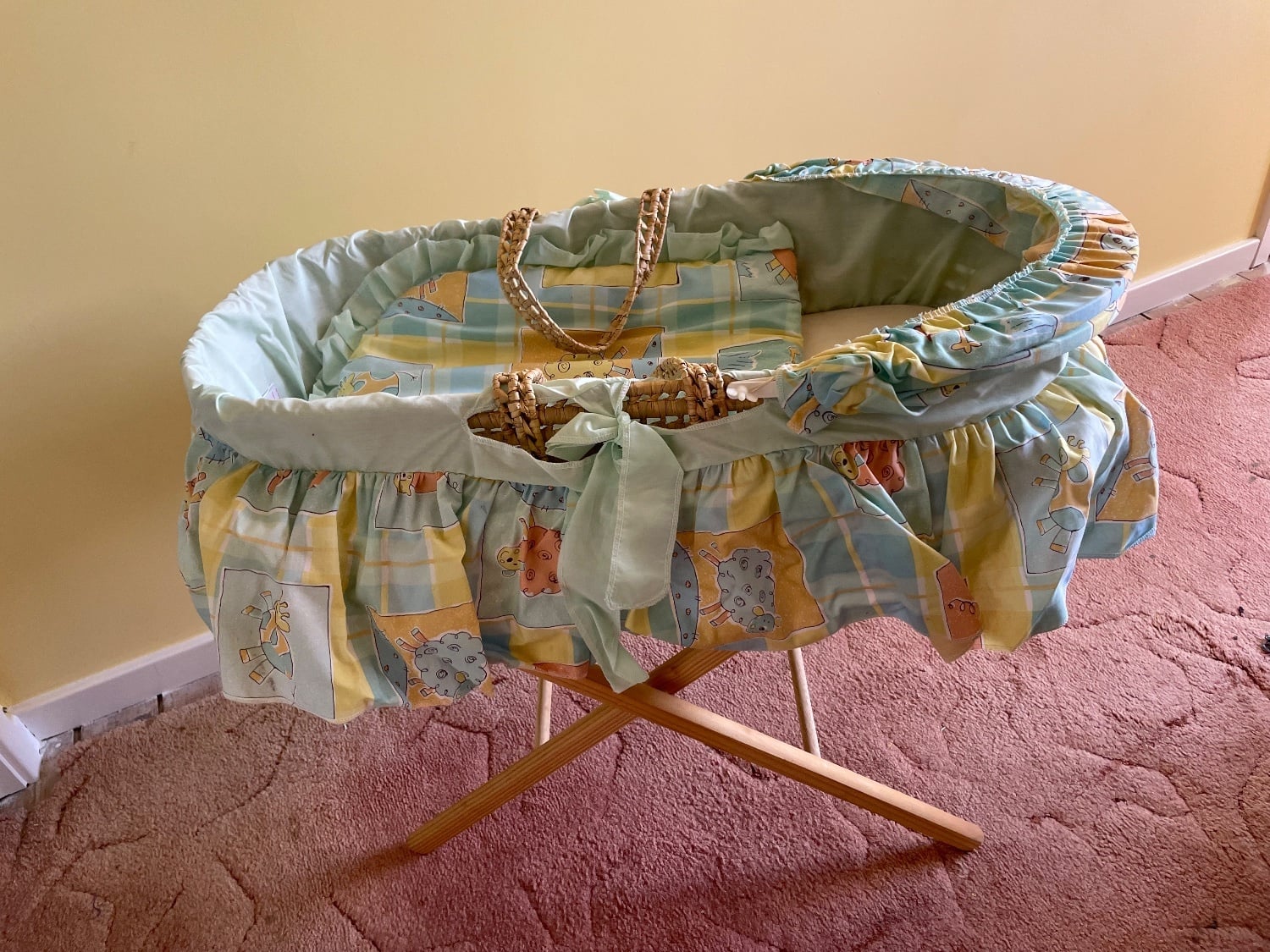 Moses Basket and stand
