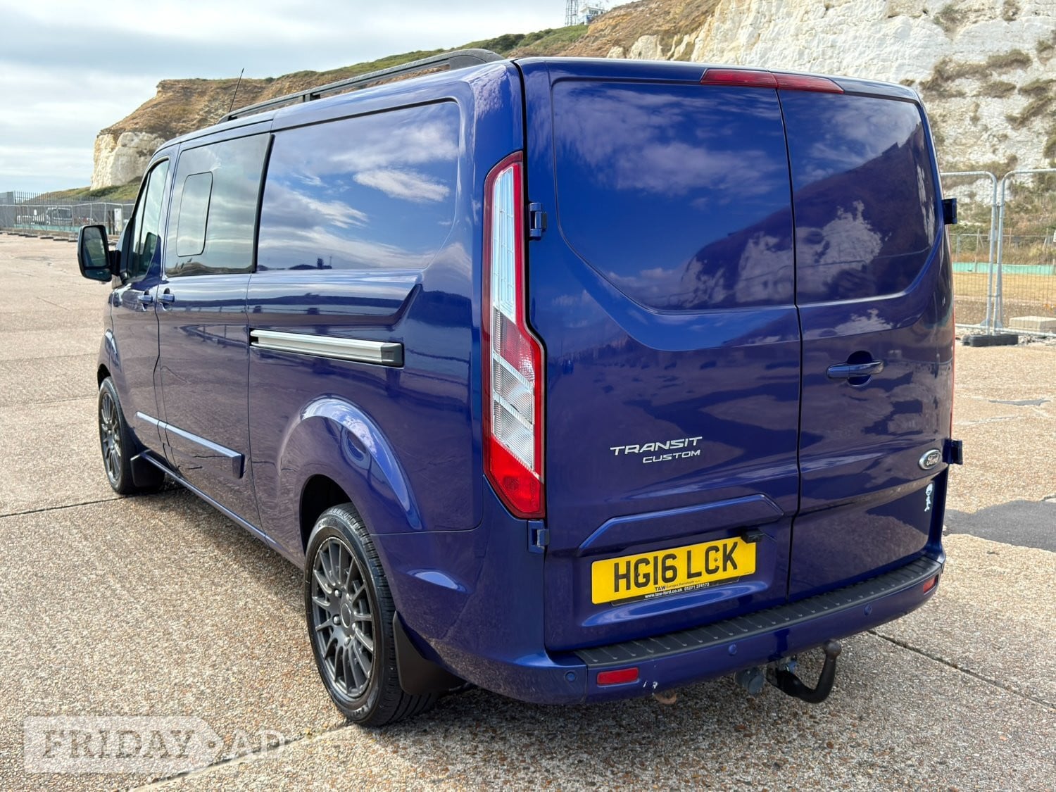2016 Ford Transit Custom Limited Double Cab - 6 Seats - New MOT - Vans & Commercial Vehicles in Brighton