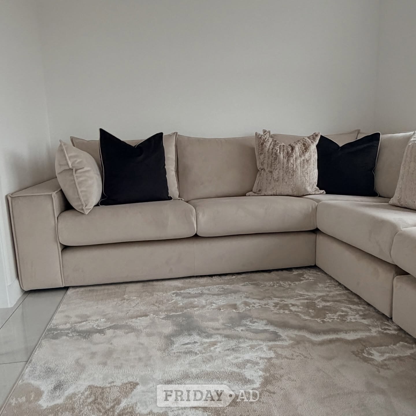 Brand New Modern Corner Sofa – Fast Delivery Available