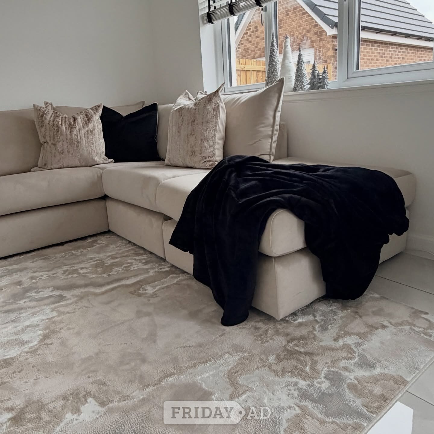 London Brand New Modern Corner Sofa – Fast Delivery Available